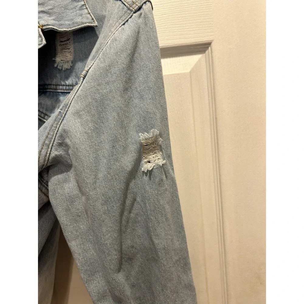 Trademark Brooklyn Cloth Distressed Denim Jacket Light‎ Wash Blue Womens Medium